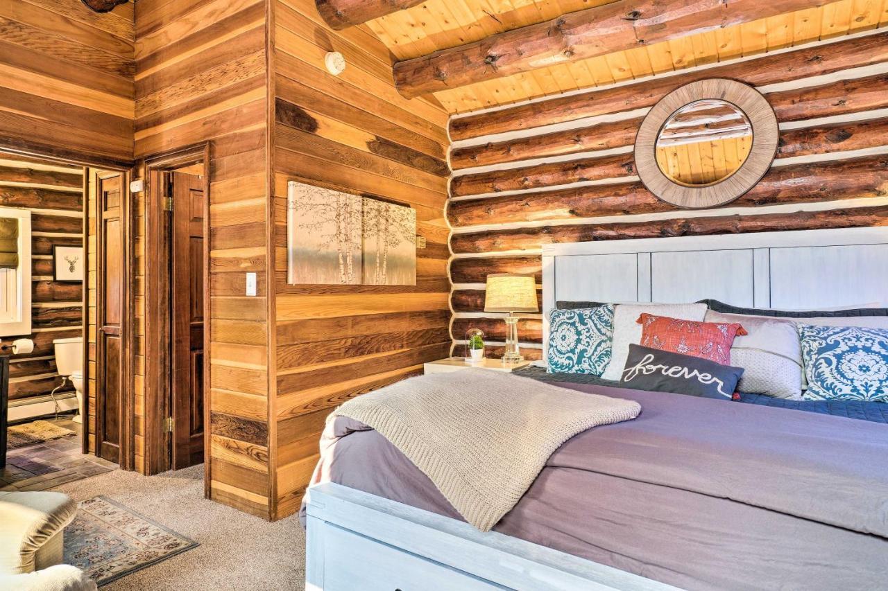 Classic Colorado Log Home With Mountain Views! Florissant Экстерьер фото